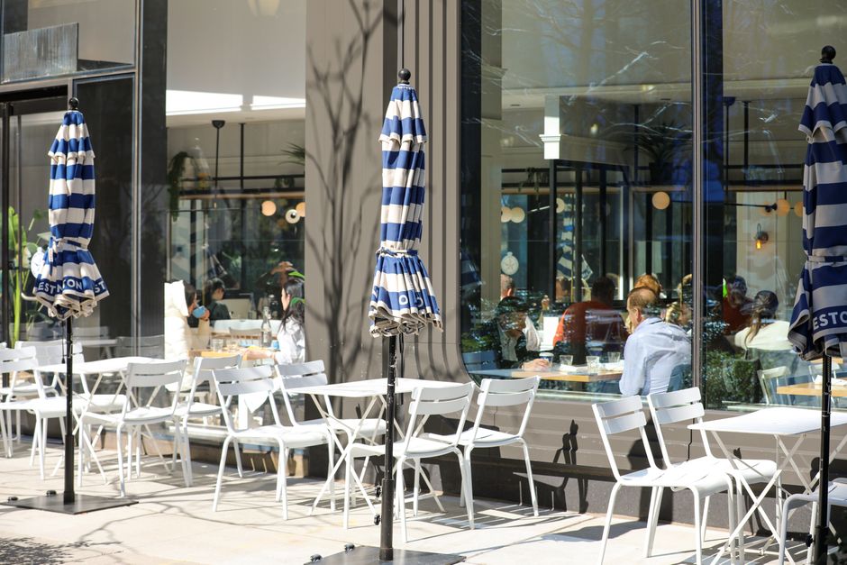Longtime Midtown Lunch Fixture, a Favorite of Anna Wintour, to Close This Month