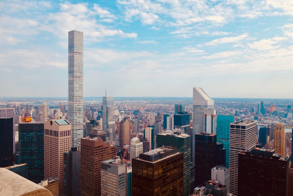 Sky-High Prices: Manhattan Rooftop Bars Push Soda to $25 at The Ready
